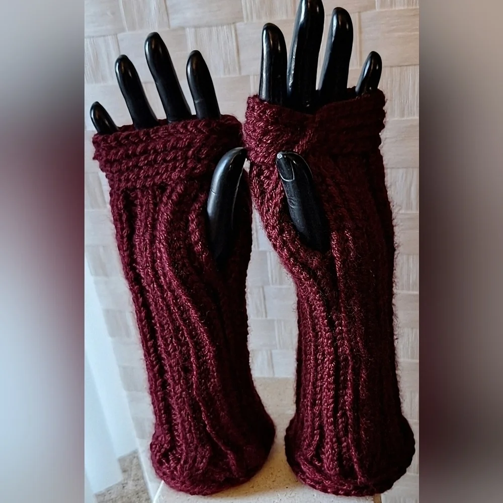 NWT Luxury Cashmere Blend Artisanal Fingerless Mittens
